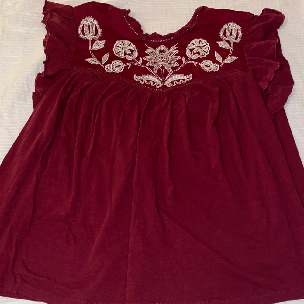 Knox Rose Burgundy Flutter Sleeve Cotton Top